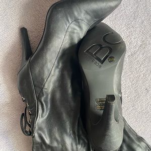 BCBG - Easton Black 7.5 black boot. Never worn